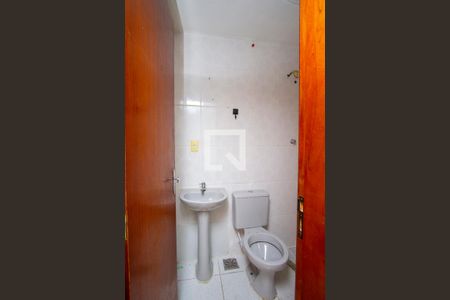 Apartamento para alugar com 60m², 2 quartos e sem vagaBanheiro