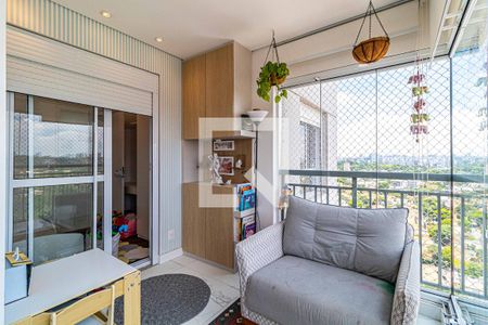 Varanda de apartamento para alugar com 3 quartos, 77m² em Caxingui, São Paulo