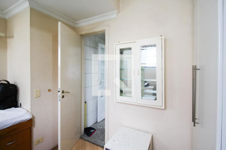 Apartamento à venda com 228m², 4 quartos e 4 vagasQuarto de Serviço