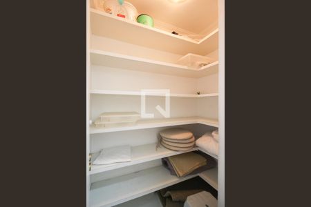 Apartamento à venda com 228m², 4 quartos e 4 vagasDespensa Área de Serviço