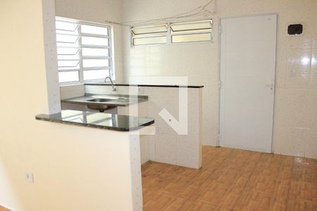 Sala e cozinha de apartamento para alugar com 1 quarto, 60m² em Vila Tijuco, Guarulhos