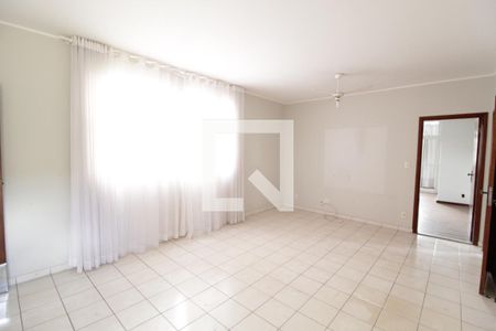 Sala de apartamento para alugar com 3 quartos, 200m² em Cazeca, Uberlândia