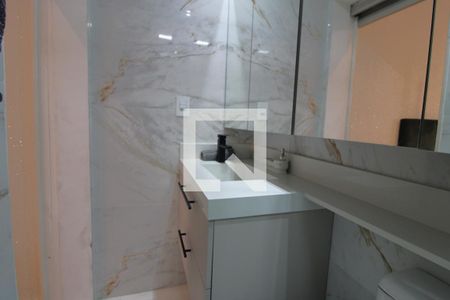 Casa à venda com 245m², 3 quartos e 4 vagasBanheiro da suíte