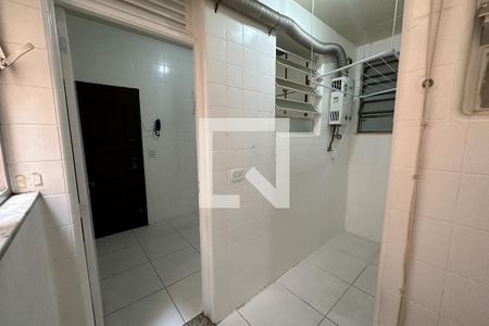 Apartamento para alugar com 120m², 3 quartos e 1 vagaÁrea de Serviço