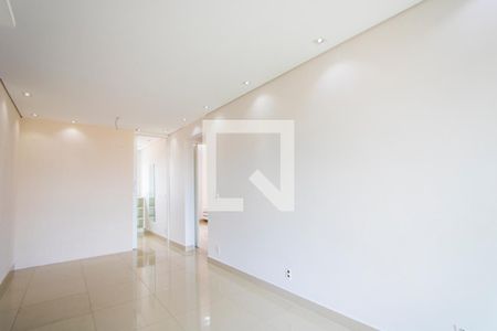 Sala de apartamento para alugar com 3 quartos, 60m² em Vila Eldizia, Santo André