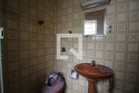 Casa à venda com 129m², 3 quartos e 3 vagasBanheiro 