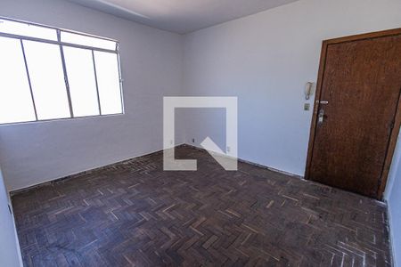 Sala de apartamento para alugar com 3 quartos, 75m² em Alípio de Melo, Belo Horizonte