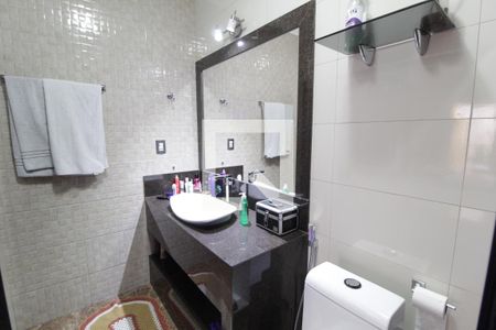 Casa para alugar com 250m², 3 quartos e 3 vagasBanheiro do Quarto 3