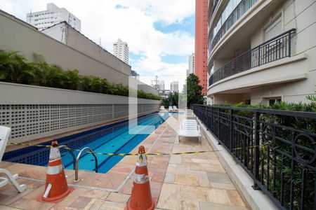 Apartamento à venda com 69m², 2 quartos e 1 vaga Apartamento à venda com 69m², 2 quartos e 1 vagaÁrea comum - Piscina