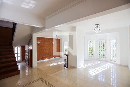 Sala de casa de condomínio para alugar com 5 quartos, 384m² em Jardim Sao Paulo Ii, Cotia
