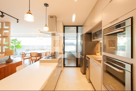 Apartamento à venda com 96m², 2 quartos e 2 vagasCozinha