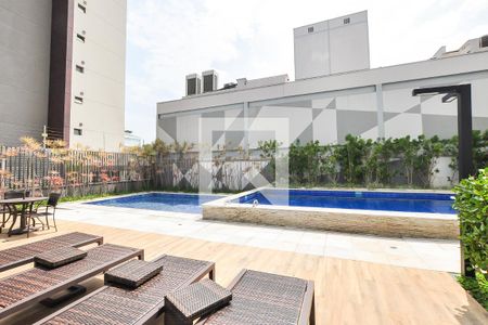 Apartamento à venda com 96m², 2 quartos e 2 vagasÁrea comum - Piscina