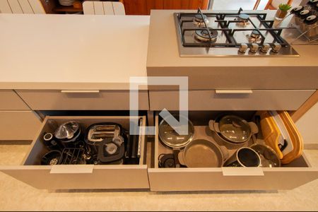 Apartamento à venda com 96m², 2 quartos e 2 vagasCozinha