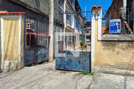 Casa à venda com 90m², 2 quartos e sem vagaFachada placa