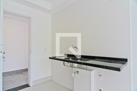 Cozinha de kitnet/studio para alugar com 1 quarto, 22m² em Santana, São Paulo