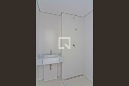 Banheiro de kitnet/studio para alugar com 1 quarto, 22m² em Santana, São Paulo
