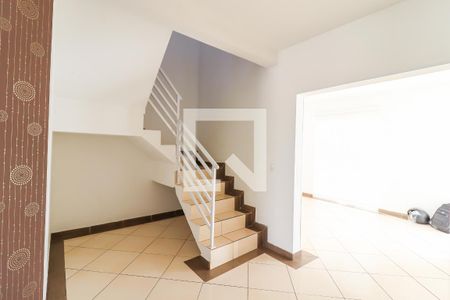 Sala de casa à venda com 3 quartos, 243m² em Parque Residencial Almerinda Chaves, Jundiaí