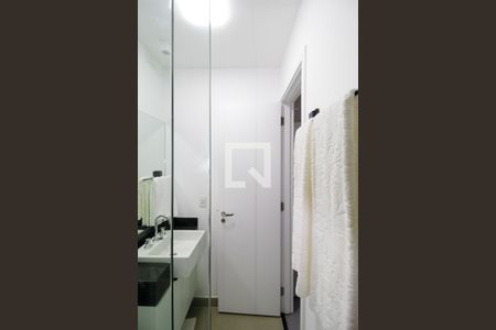 Studio à venda com 43m², 1 quarto e 1 vaga Studio à venda com 43m², 1 quarto e 1 vagaBanheiro