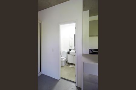 Studio à venda com 43m², 1 quarto e 1 vaga Studio à venda com 43m², 1 quarto e 1 vagaBanheiro