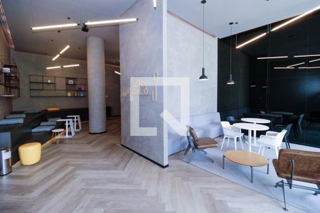 Studio à venda com 43m², 1 quarto e 1 vaga Studio à venda com 43m², 1 quarto e 1 vagaCowork