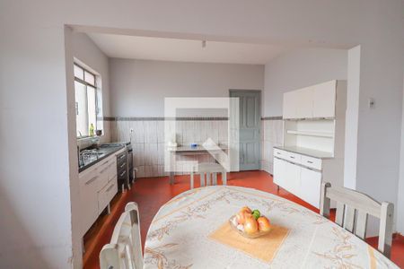 Casa à venda com 200m², 2 quartos e 1 vagaCozinha