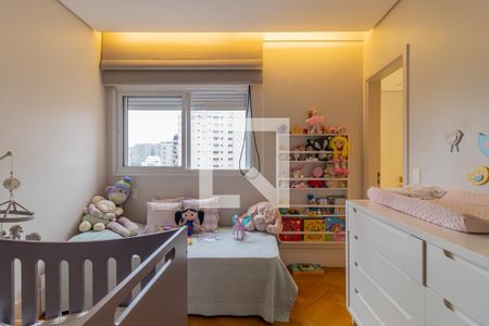 Apartamento à venda com 235m², 4 quartos e 4 vagas Apartamento à venda com 235m², 4 quartos e 4 vagasSuíte 2