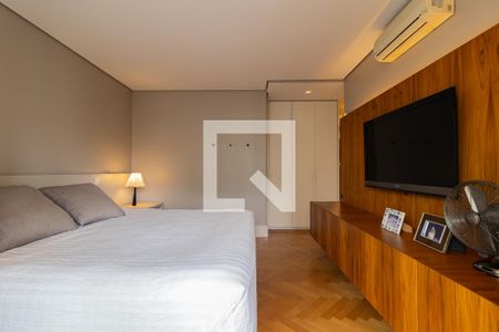 Apartamento à venda com 235m², 4 quartos e 4 vagas Apartamento à venda com 235m², 4 quartos e 4 vagasSuíte 1