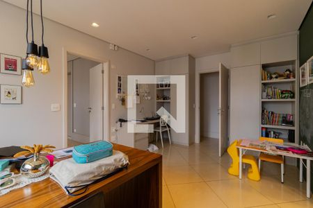 Apartamento à venda com 235m², 4 quartos e 4 vagas Apartamento à venda com 235m², 4 quartos e 4 vagasCopa