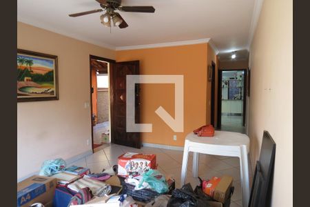 Sala de casa para alugar com 3 quartos, 549m² em Vila Comercial, São Paulo