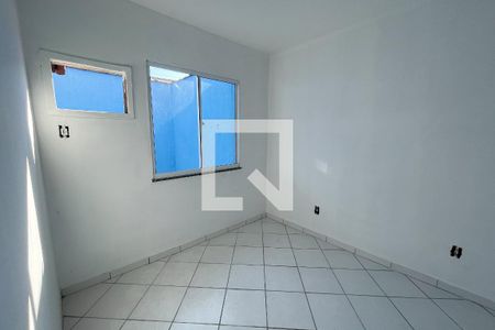 Quarto 2 de casa de condomínio para alugar com 2 quartos, 42m² em Santa Cruz da Serra, Duque de Caxias