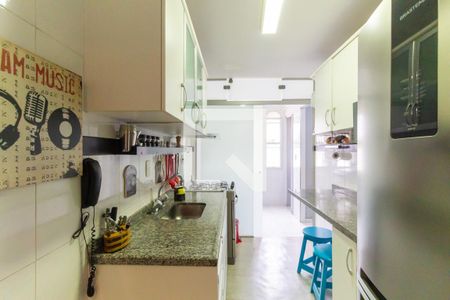 Apartamento à venda com 85m², 2 quartos e 1 vagaCozinha 