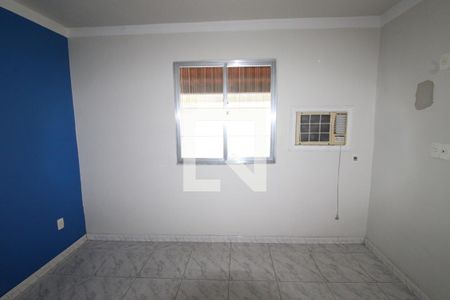 Quarto2 de casa para alugar com 2 quartos, 100m² em Irajá, Rio de Janeiro