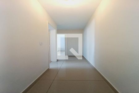 Corredor  de apartamento à venda com 2 quartos, 45m² em Jardim Nova Europa, Campinas