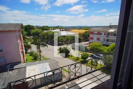 Sala - Vista de apartamento para alugar com 2 quartos, 50m² em Rubem Berta, Porto Alegre