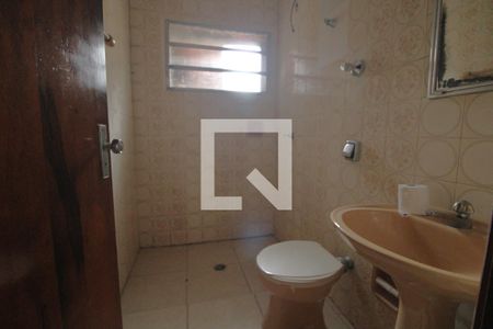 Banheiro de apartamento para alugar com 1 quarto, 40m² em Vila Campo Grande, São Paulo