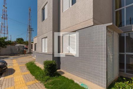 Apartamento à venda com 43m², 2 quartos e 1 vaga Apartamento à venda com 43m², 2 quartos e 1 vagaFachada do Apartamento