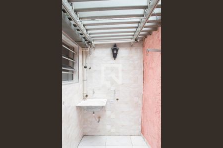 Casa de condomínio para alugar com 70m², 2 quartos e 1 vagaÁrea de Serviço