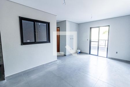 Sala de casa à venda com 2 quartos, 100m² em Vila Pinheirinho, Santo André