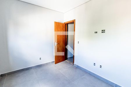 Suíte 1 de casa à venda com 2 quartos, 100m² em Vila Pinheirinho, Santo André