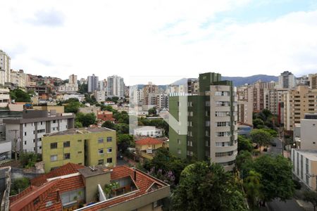 Sala de apartamento à venda com 3 quartos, 120m² em Serra, Belo Horizonte