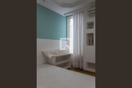 Casa de condomínio para alugar com 480m², 5 quartos e 6 vagasSuíte 2