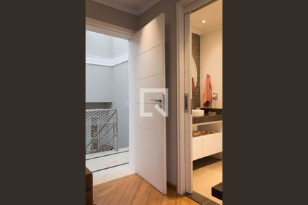 Casa de condomínio para alugar com 480m², 5 quartos e 6 vagasSuíte 4