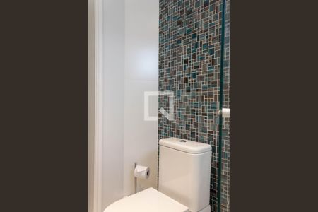 Casa de condomínio para alugar com 480m², 5 quartos e 6 vagasBanheiro da Suíte 3