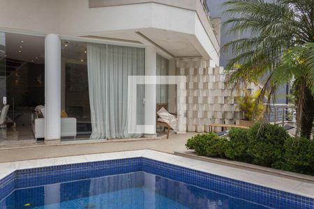 Casa de condomínio para alugar com 480m², 5 quartos e 6 vagasÁrea comum