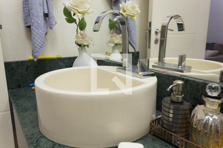 Casa de condomínio para alugar com 480m², 5 quartos e 6 vagasLavabo