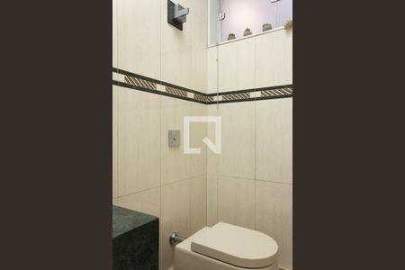 Casa de condomínio para alugar com 480m², 5 quartos e 6 vagasLavabo