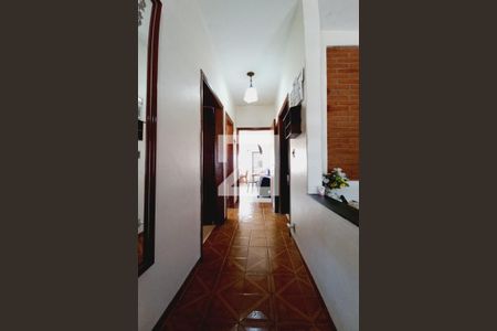 Corredor  de casa para alugar com 3 quartos, 250m² em Jardim Garcia, Campinas