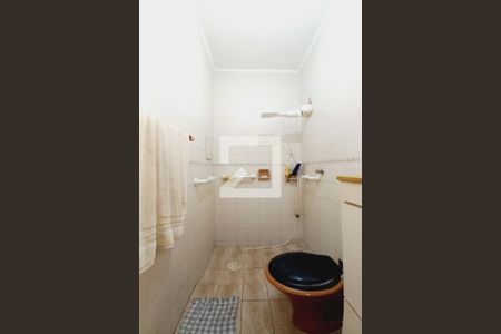 Casa à venda com 250m², 2 quartos e 3 vagasBanheiro da Suíte