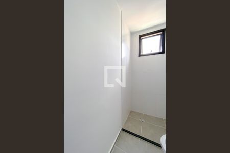 Apartamento à venda com 33m², 2 quartos e sem vagaBanheiro