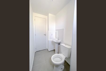 Apartamento à venda com 33m², 2 quartos e sem vagaBanheiro